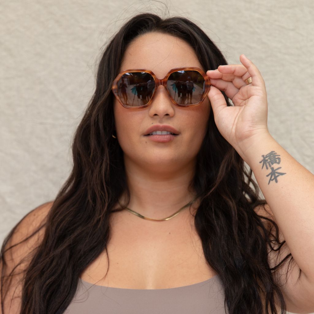 #color_Sunset Tortoise with Polarized Tan Gradient Lenses