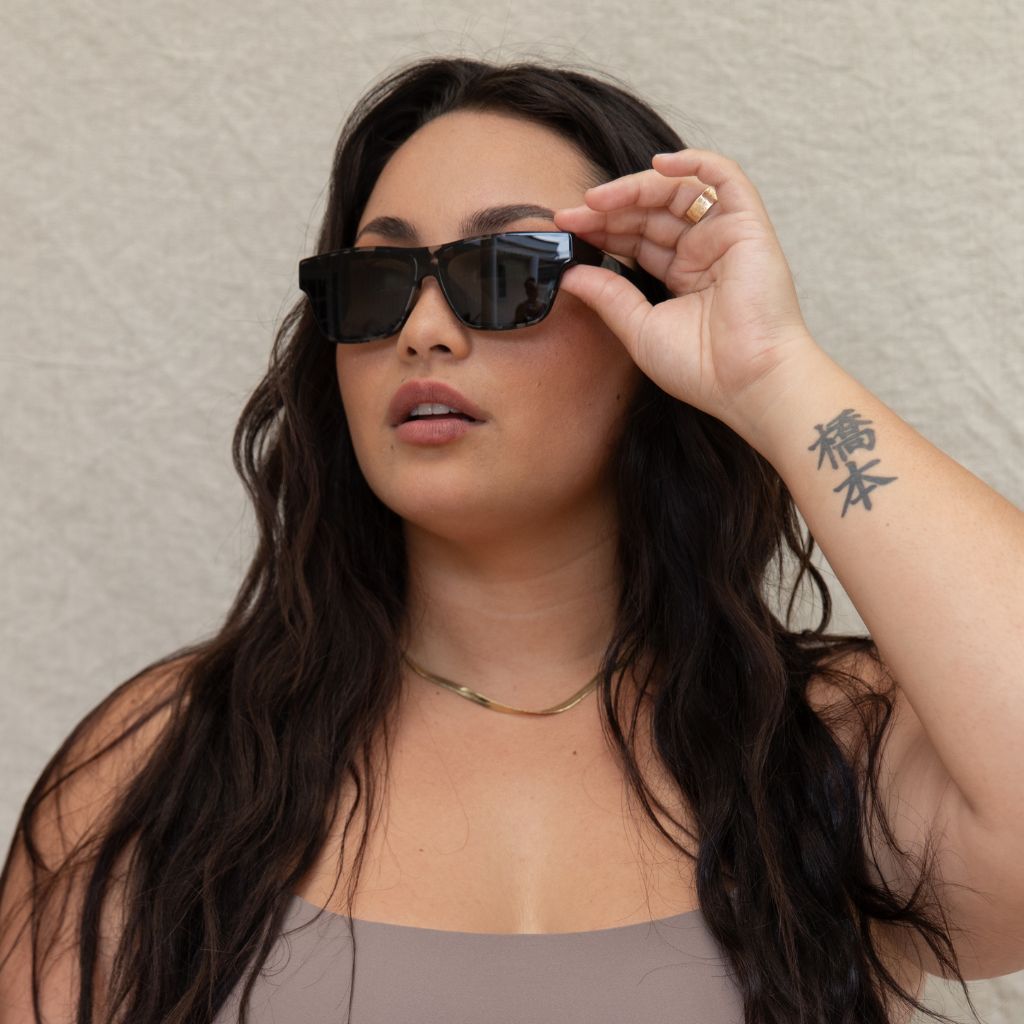 #color_Midnight Tortoise with Gray Nylon Non-polarized Lenses