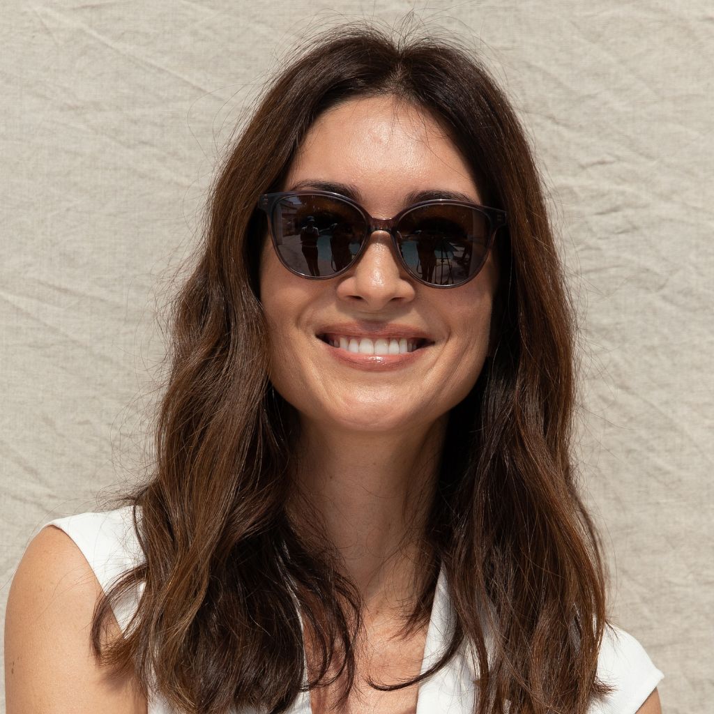 #color_Caribbean Conch with Tan Polarized Lenses