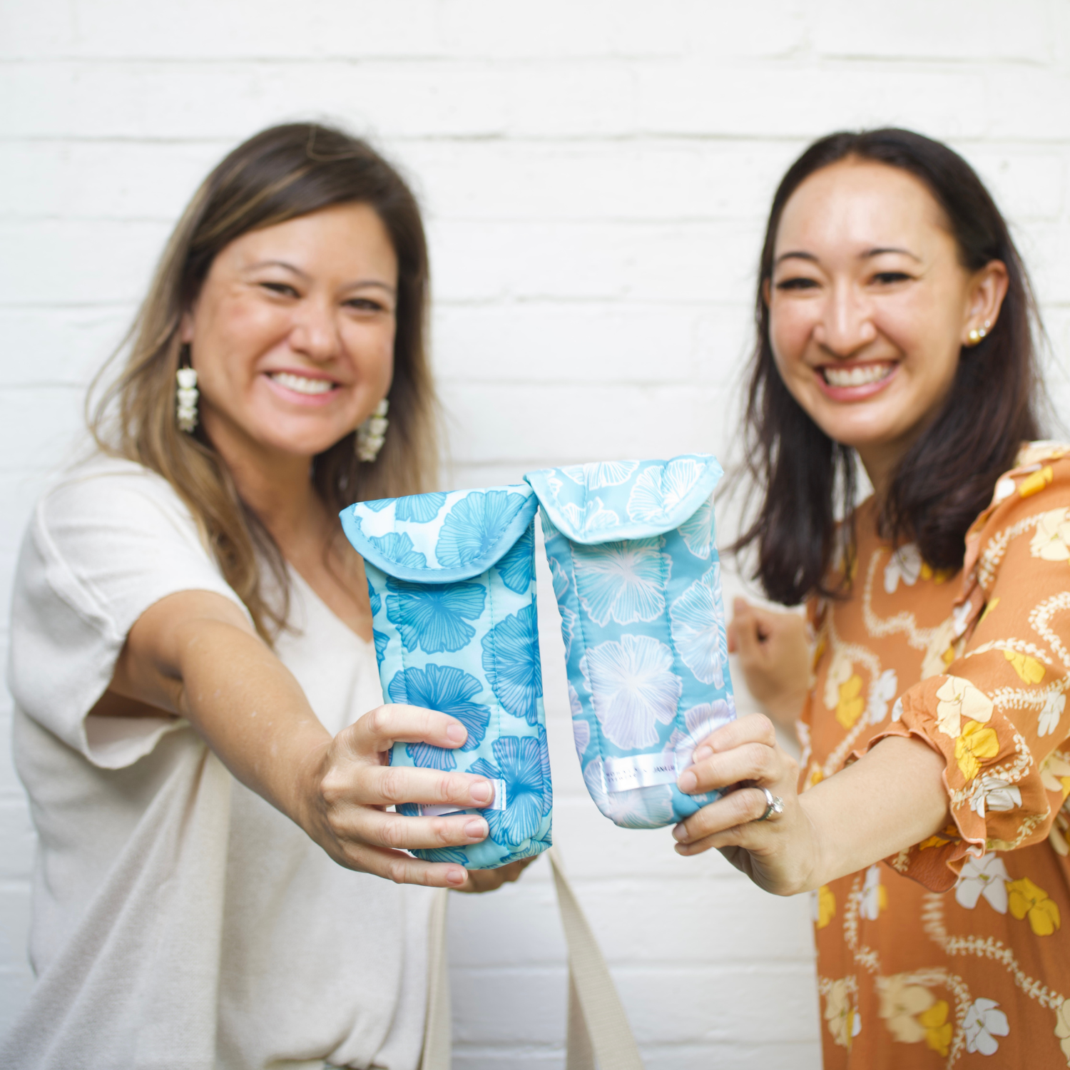 Jana Lam x Mohala Soft Case in Light Blue