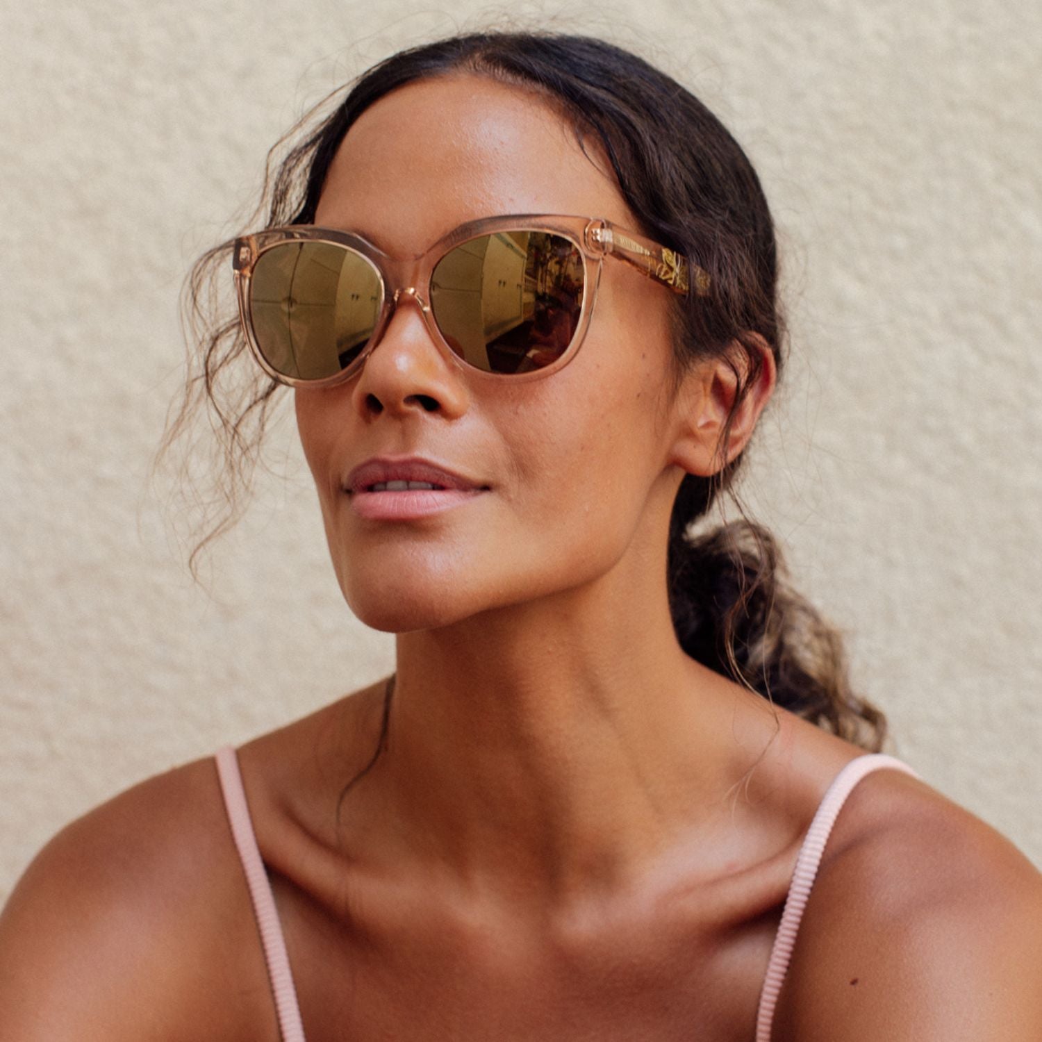 #color_Guava Mimosa Orchid with Polarized Gold Mirrored Lenses