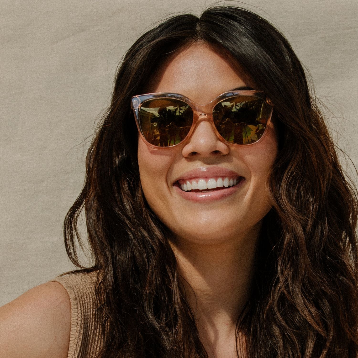 #color_Guava Mimosa with Polarized Gold Mirrored Lenses