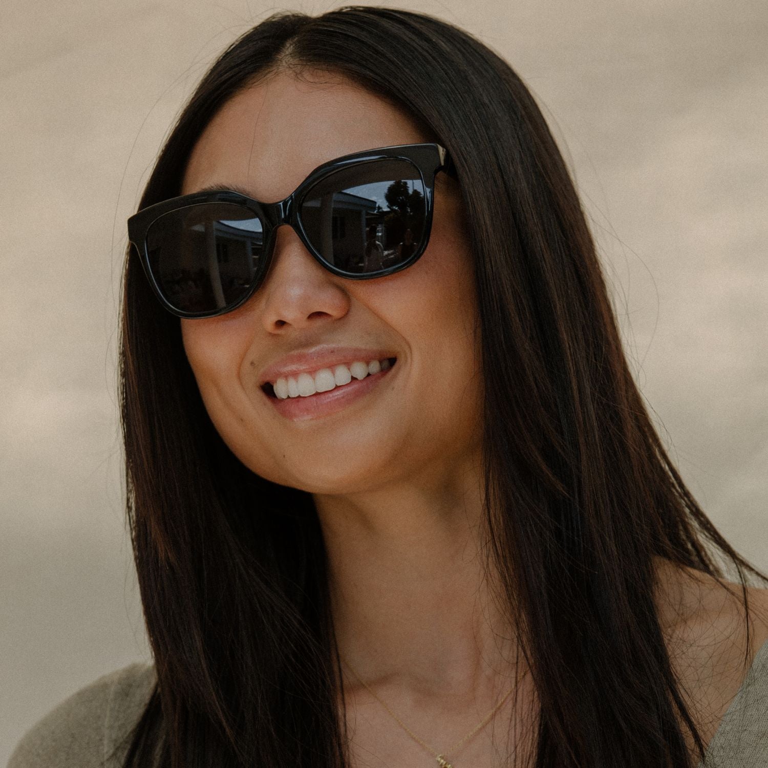 #color_Black Lava with Polarized Gray Lenses