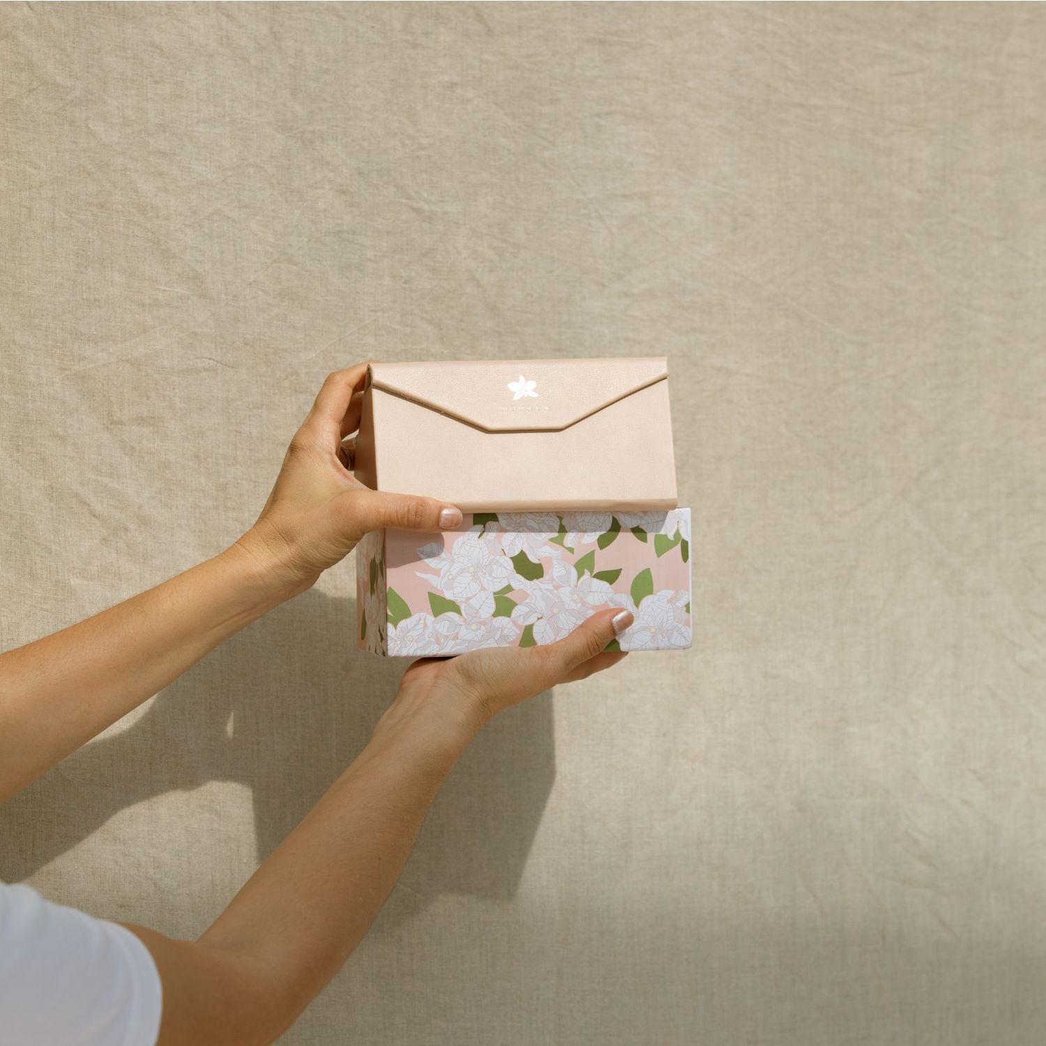 Vegan Leather Collapsible Case in Sand