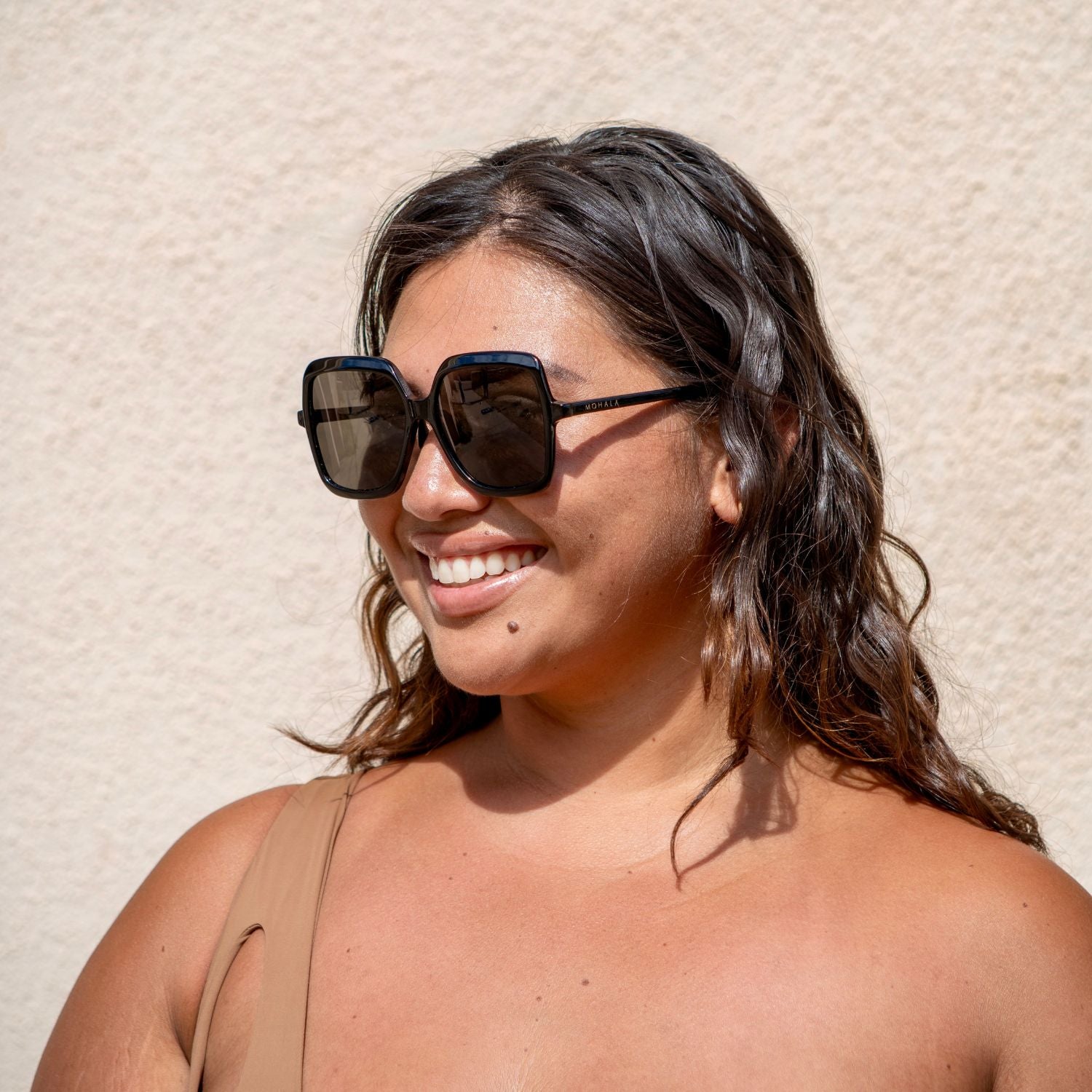 #color_Black Lava ContourBridge™ with Polarized Gray Lenses