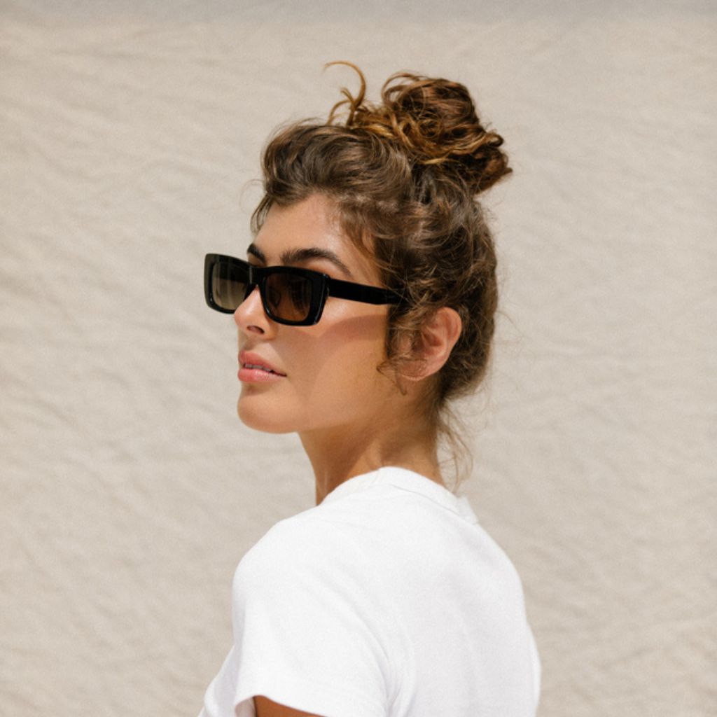 #color_Black Lava with Polarized Gray Lenses