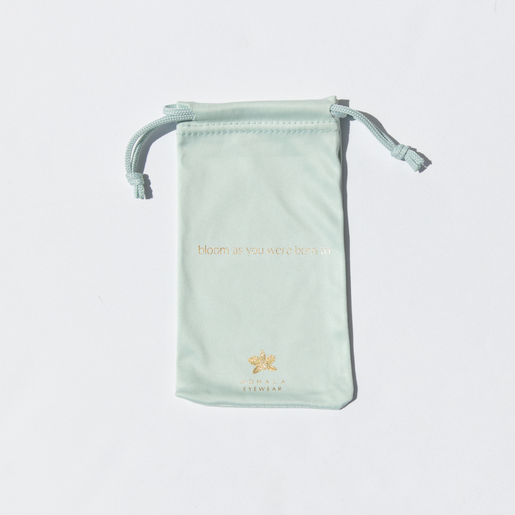 Microfiber Cleaning Cloth Pouch in Sea Mint