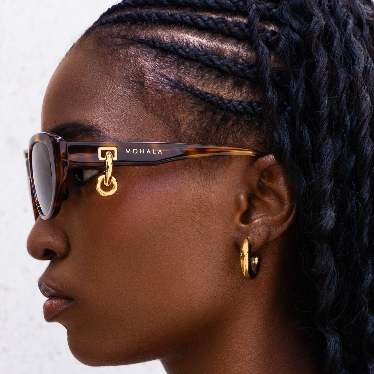 Oval 楕円形 鏡 (Laura Ashleyスタイル合う) Melialani Puka Polarized Oval Sunglasses