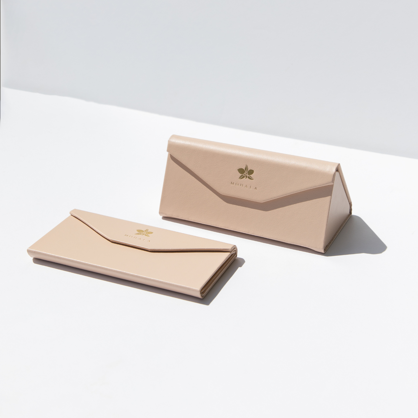 Vegan Leather Collapsible Case in Sand