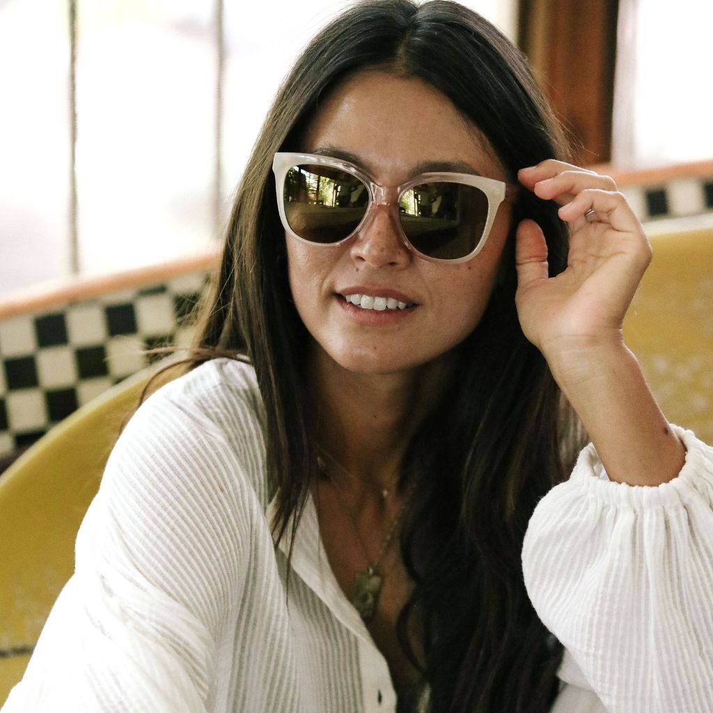 Pikake in Pinkacolada in Medium nose bridge with Polarized Gold Mirr